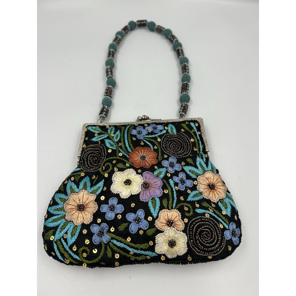 Bougainvillea Floral Beaded Embroidered Sequin Kiss Lock Clutch Strap Lined - Picture 2 of 10